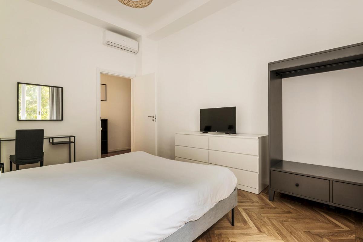 Luxury 4 Bedrooms Apartments Close To Duomo Milano Eksteriør bilde